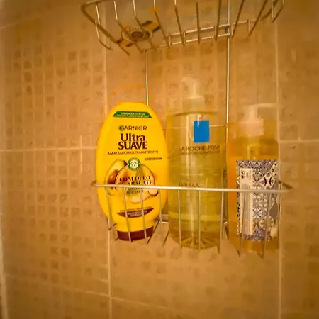 Charming Bairro Alto 2-bedroom Escape * Лиссабон