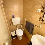 Charming Bairro Alto 2-bedroom Escape شقة *