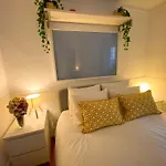 Charming Bairro Alto 2-bedroom Escape * Lisboa